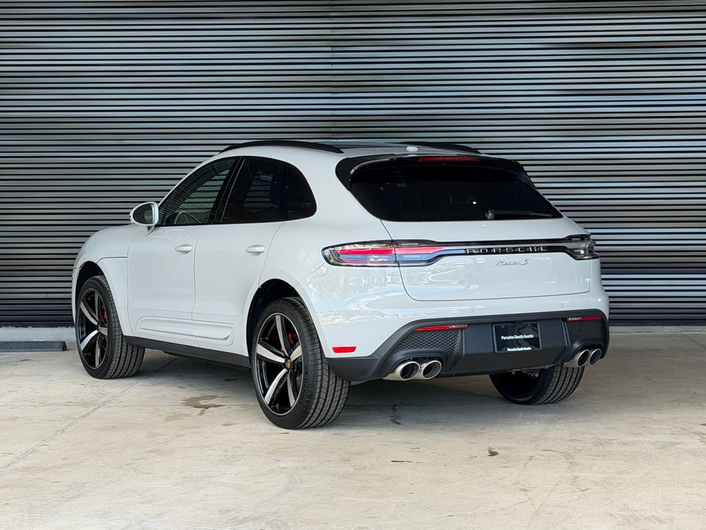 New 2026 Porsche Macan GTS AWD/4WD image 3