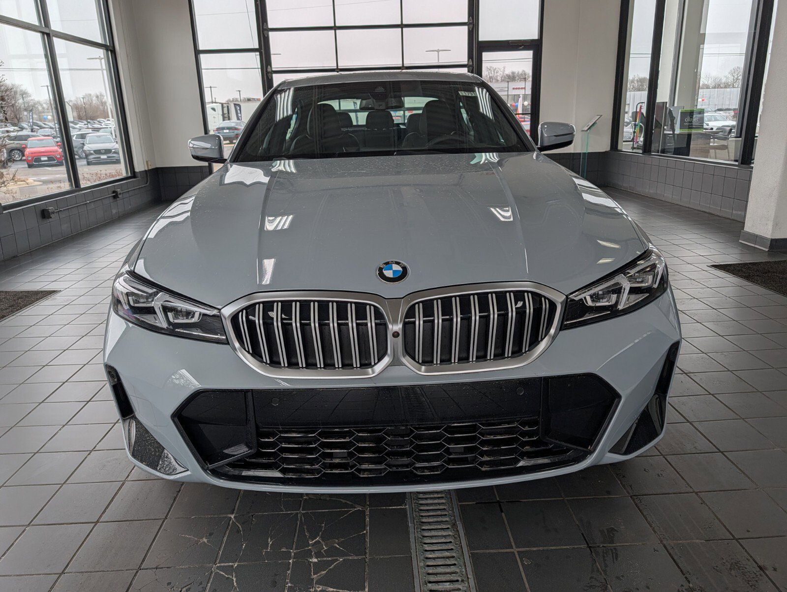 New 2026 BMW 330i xDrive Sedan w/ M Sport Package AWD/4WD image 8