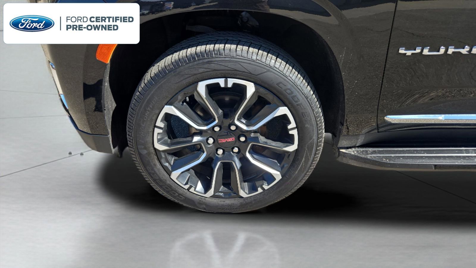Used 2023 GMC Yukon XL SLT AWD/4WD image 27