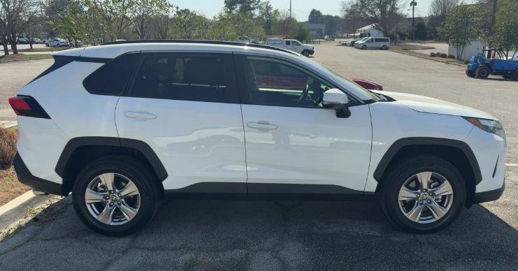 Used 2023 Toyota RAV4 XLE image 9