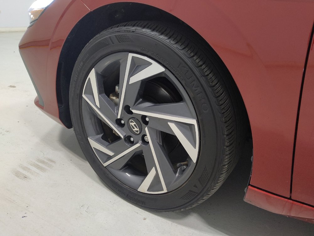 Used 2024 Hyundai Elantra Limited FWD image 31