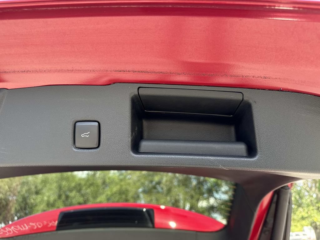 Used 2020 Ford Escape SEL FWD image 12
