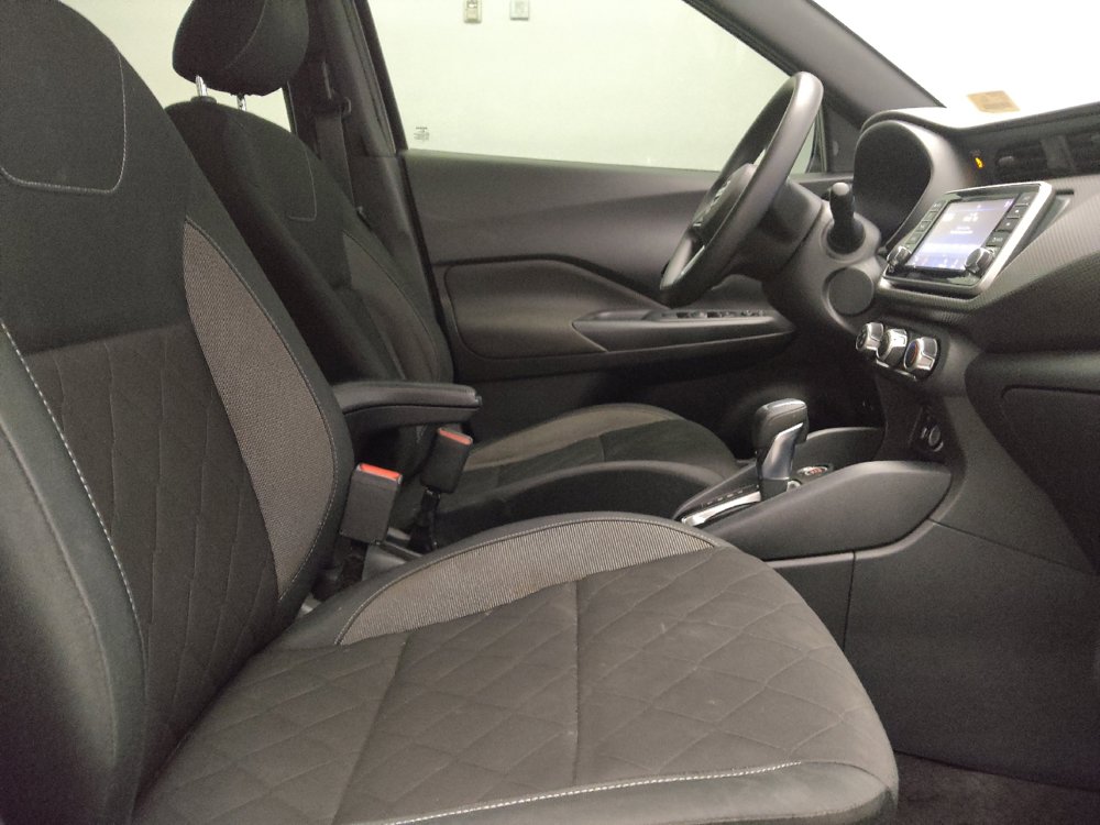 Used 2020 Nissan Kicks S FWD image 21