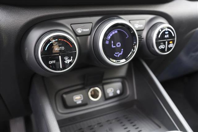 New 2026 Hyundai Venue SEL FWD image 19