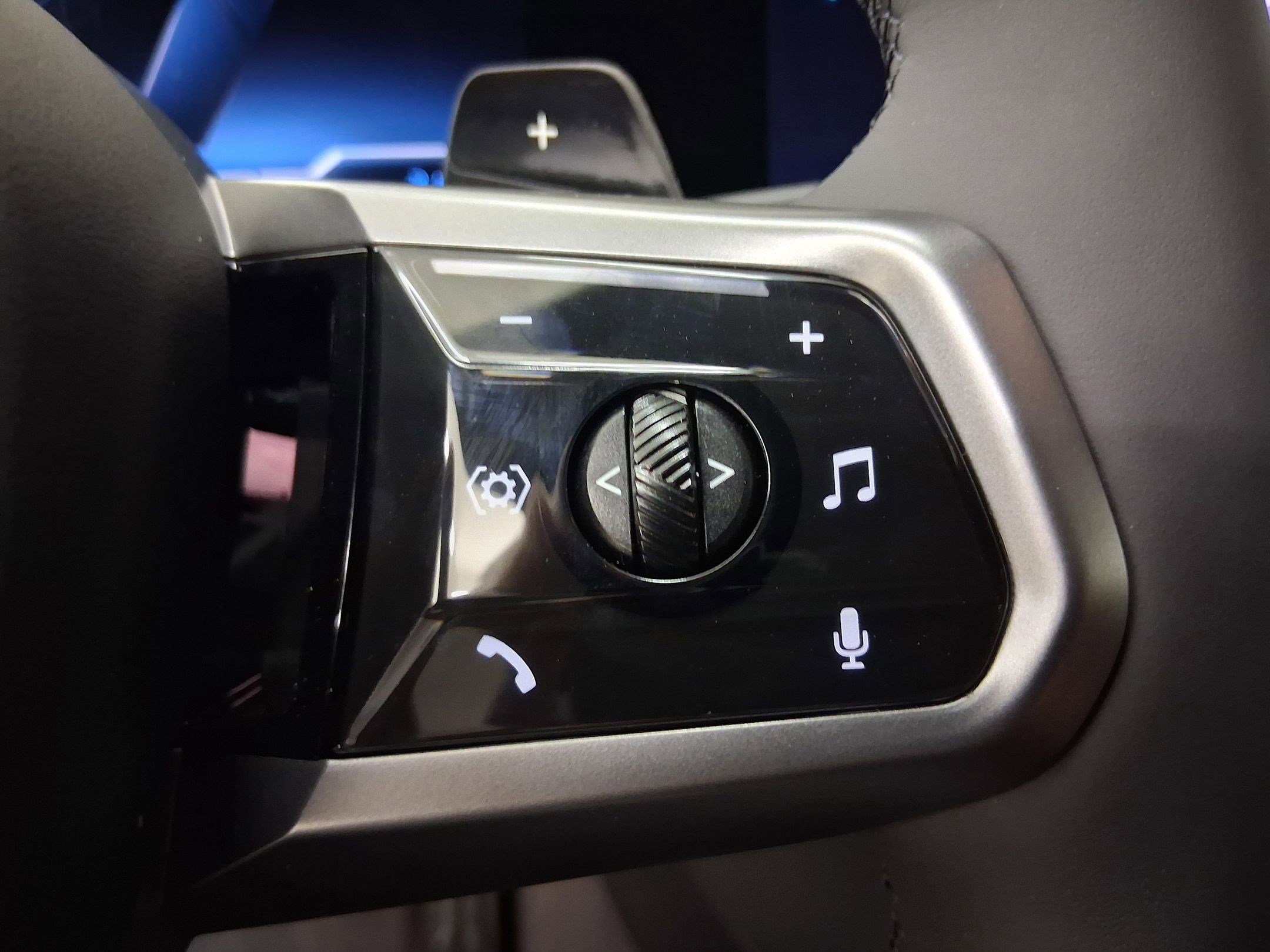 New 2027 BMW 550e xDrive AWD/4WD image 23