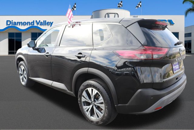 Used 2023 Nissan Rogue SV image 4