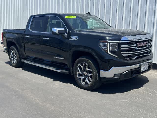 Used 2024 GMC Sierra 1500 SLT w/ SLT Premium Plus Package AWD/4WD image 7