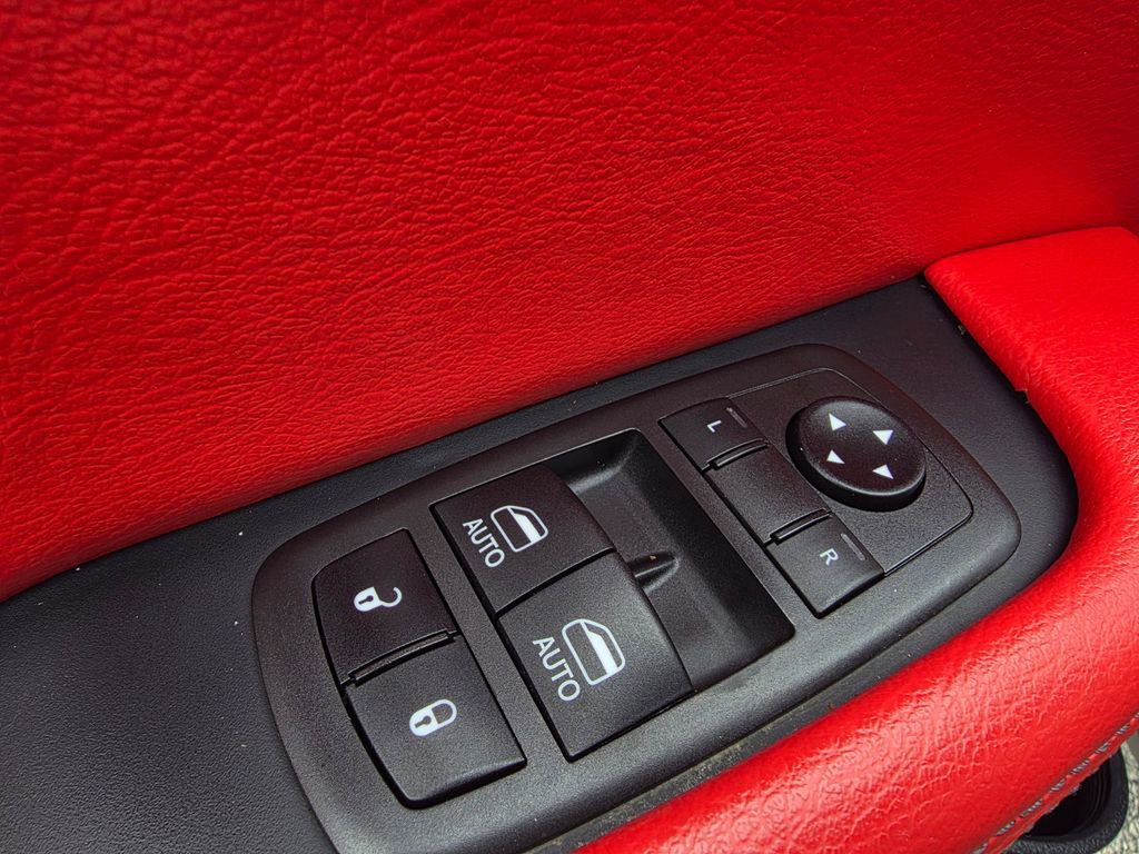 Used 2021 Dodge Challenger SRT Hellcat image 12