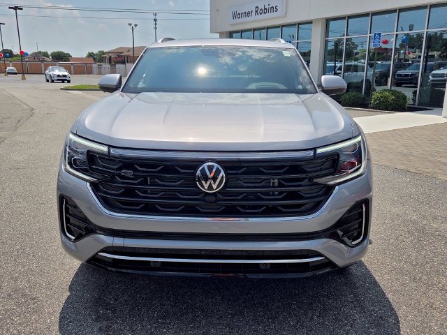 New 2026 Volkswagen Atlas Cross Sport SEL Premium R-Line AWD/4WD image 2