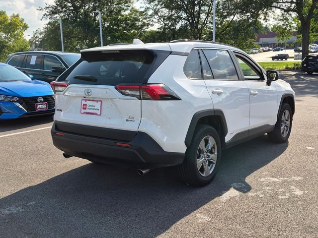Certified 2025 Toyota RAV4 LE AWD/4WD image 5