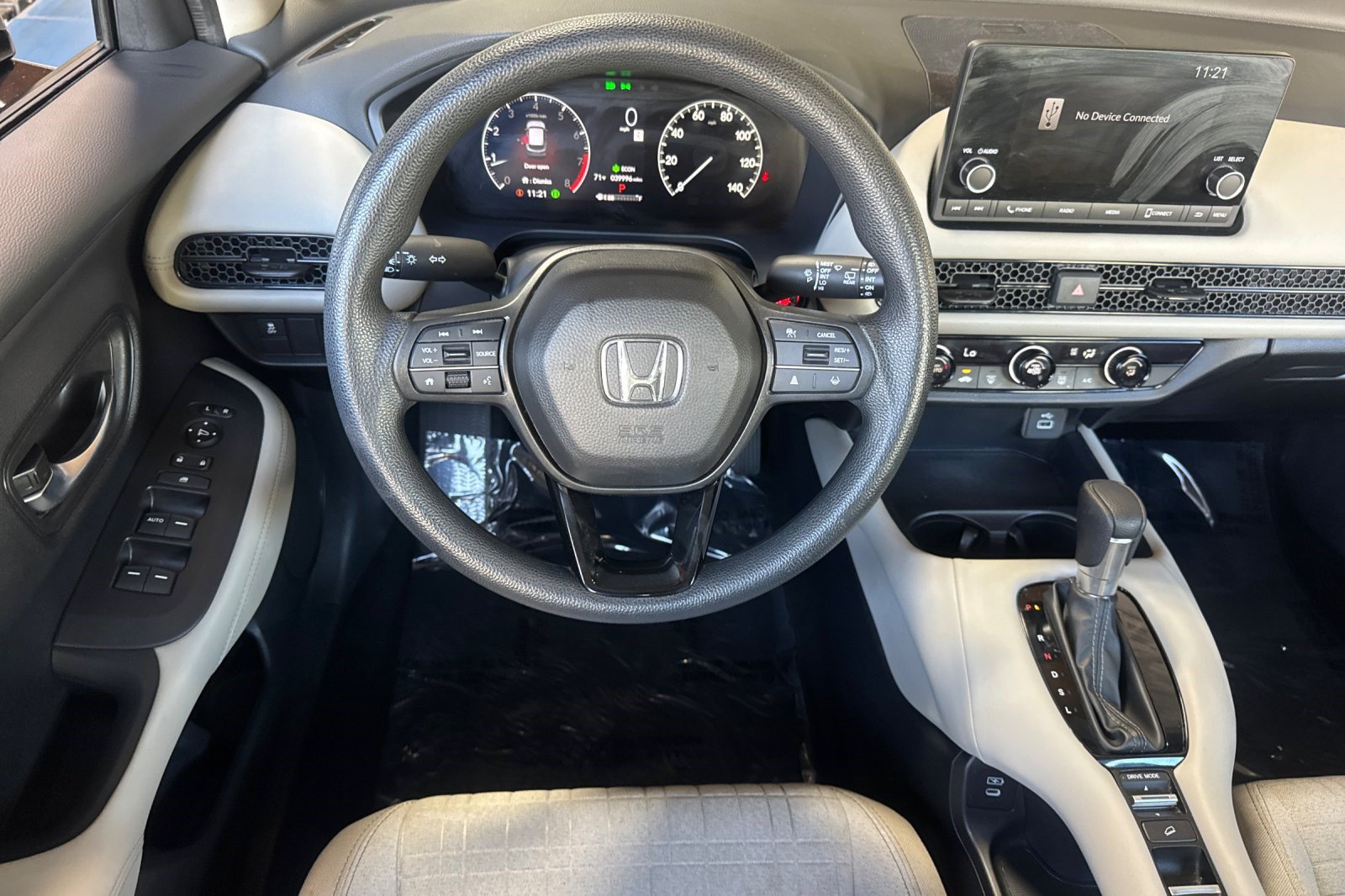 Used 2024 Honda HR-V LX image 31