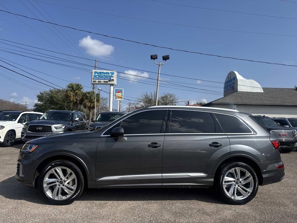 Used 2021 Audi Q7 2.0T Premium Plus w/ Premium Plus Package image 4