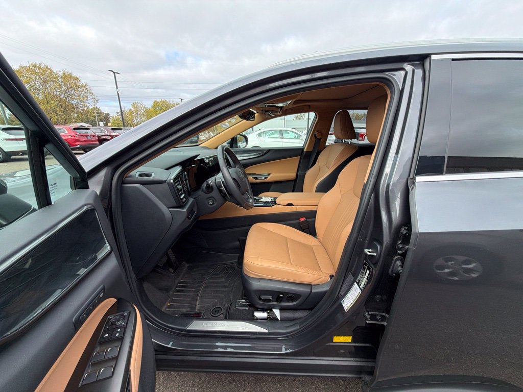 Used 2023 Lexus NX 350 AWD image 30