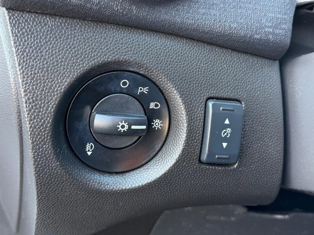 Used 2019 Ford Fiesta SE w/ Equipment Group 201A image 33