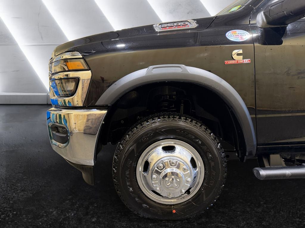 New 2026 RAM 3500 Tradesman AWD/4WD image 15