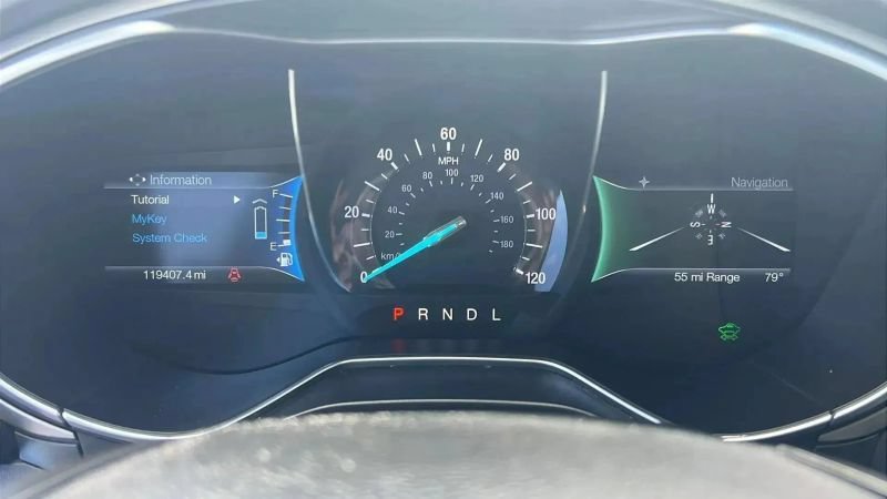 Used 2016 Ford Fusion Energi SE FWD image 24