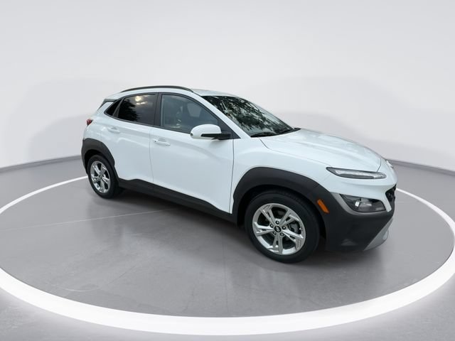 Used 2023 Hyundai Kona SEL w/ Cargo Package FWD image 9