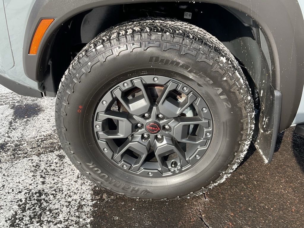 Used 2023 Nissan Frontier PRO-4X w/ Pro-4X Premium Package AWD/4WD image 9