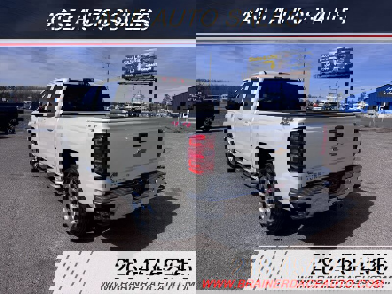 Used 2014 Chevrolet Silverado 1500 LT w/ LT Convenience Package image 3