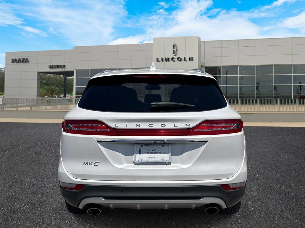Used 2019 Lincoln MKC Reserve FWD image 4