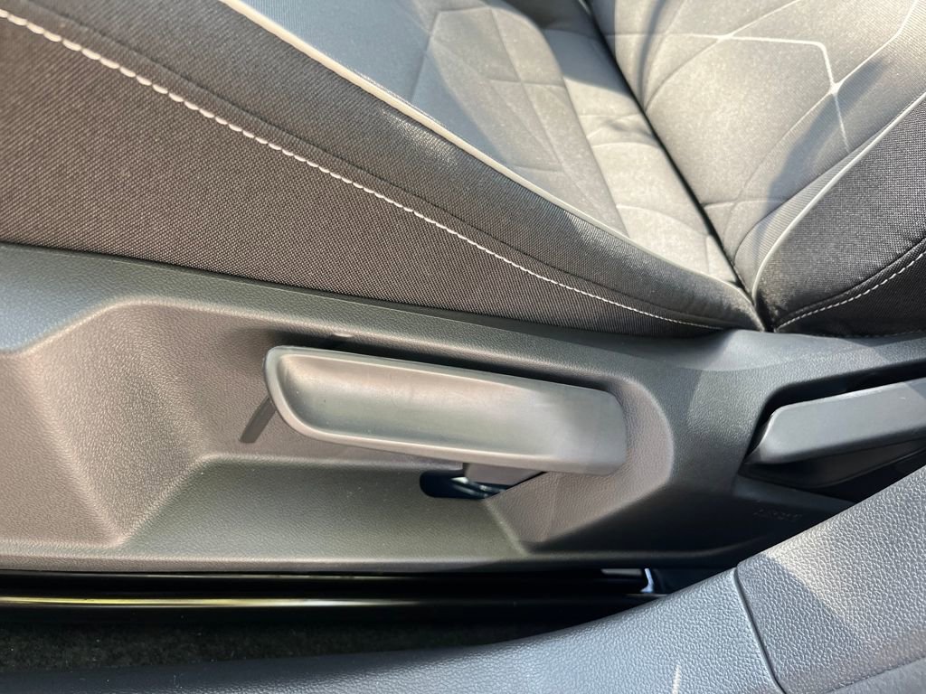 New 2025 Volkswagen Jetta Sport image 6