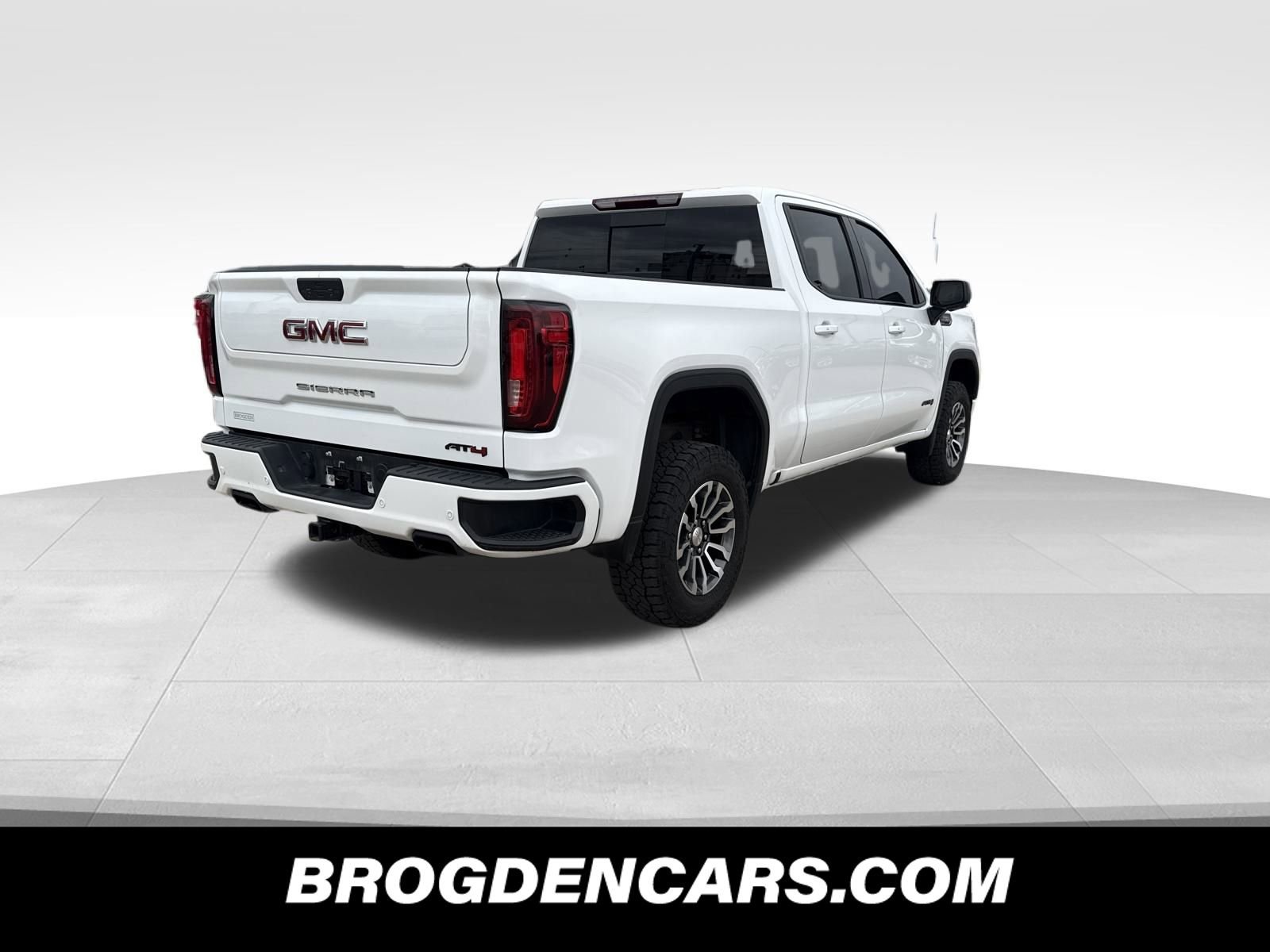 Used 2021 GMC Sierra 1500 AT4 w/ AT4 Value Package image 3