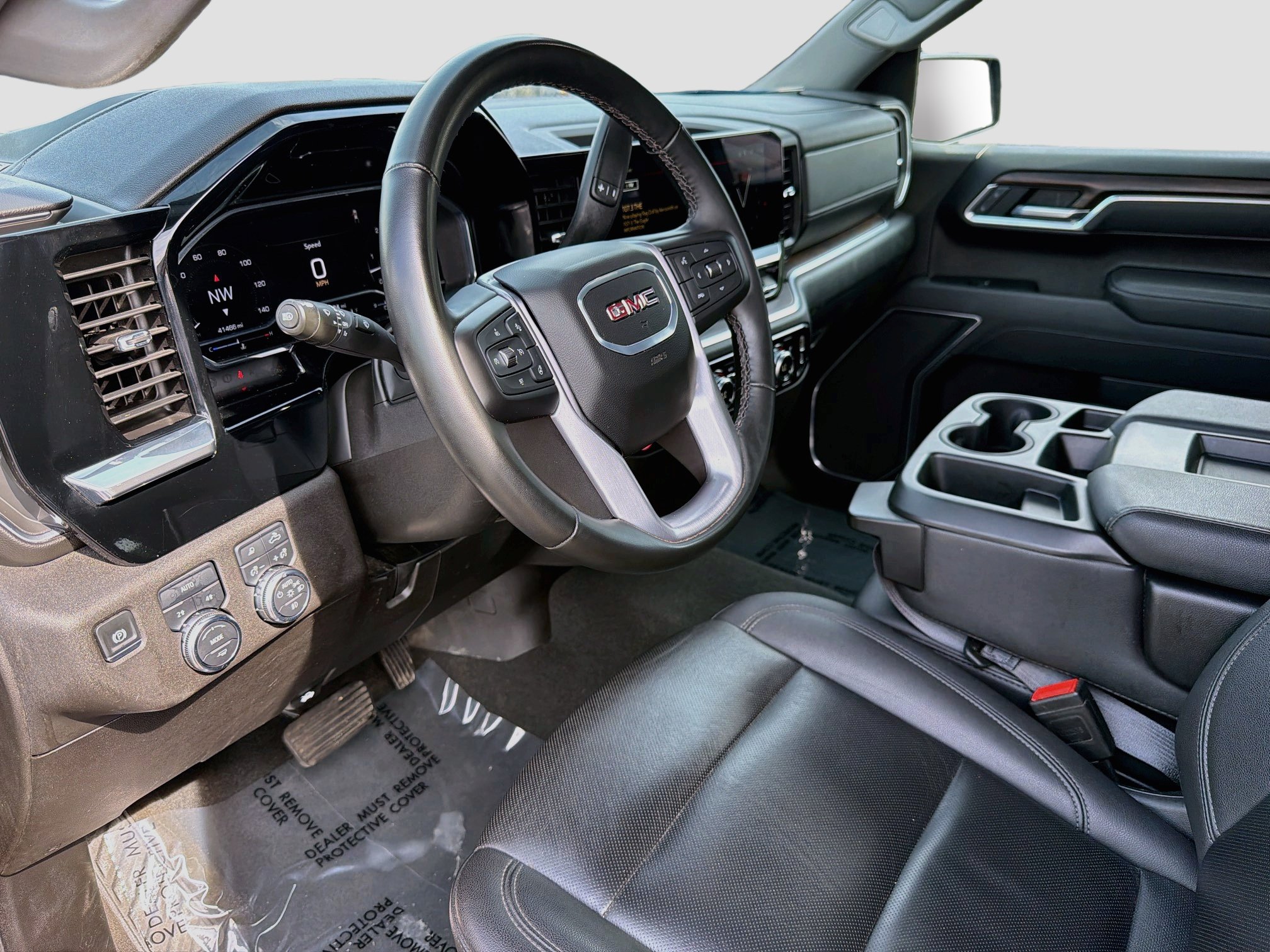 Used 2025 GMC Sierra 1500 SLT AWD/4WD image 25