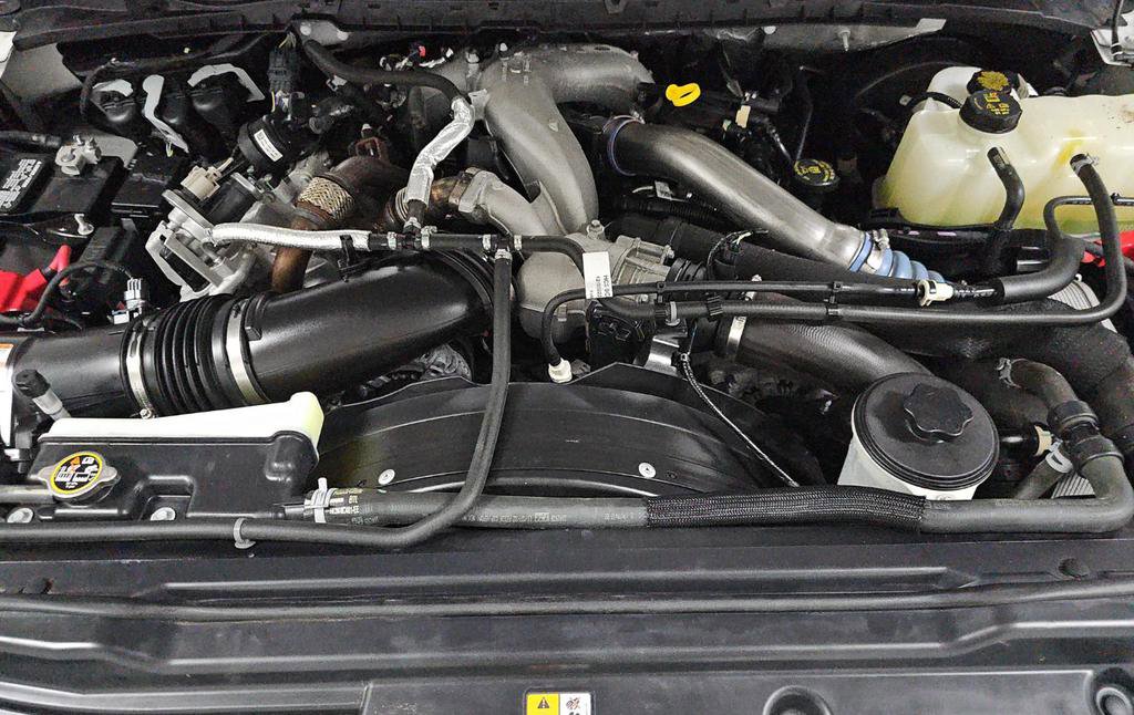 Used 2022 Ford F350 Lariat w/ Lariat Ultimate Package AWD/4WD image 16