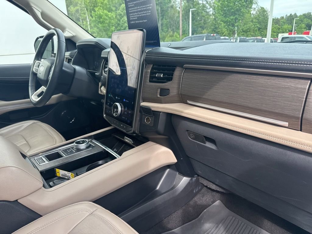 Used 2023 Ford Expedition Limited RWD image 37