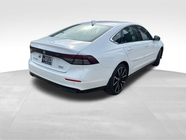Used 2023 Honda Accord Touring image 6