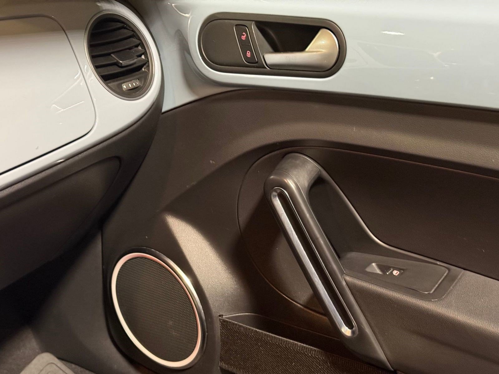 Used 2016 Volkswagen Beetle 1.8T SE image 25