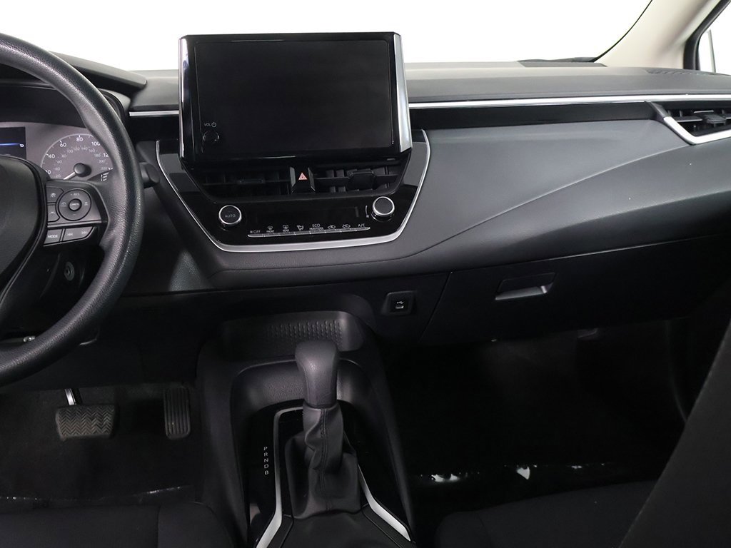 Used 2023 Toyota Corolla LE image 32