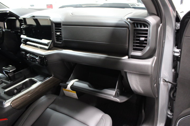 New 2026 Chevrolet Silverado 1500 LT Trail Boss w/ LT Trail Boss Premium Package AWD/4WD image 28