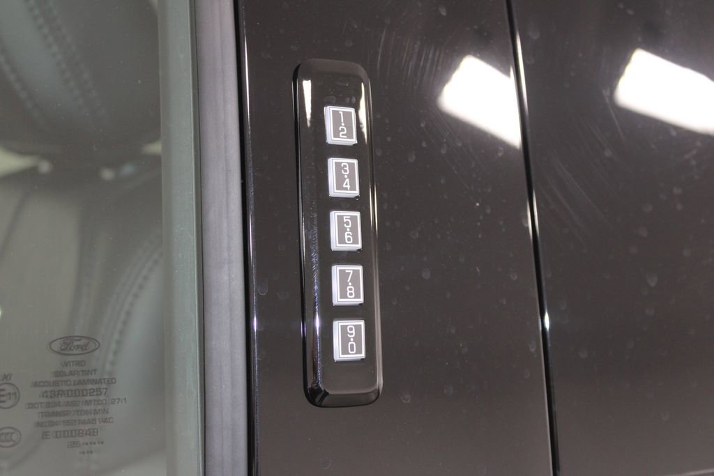 New 2026 Ford F350 Platinum image 23