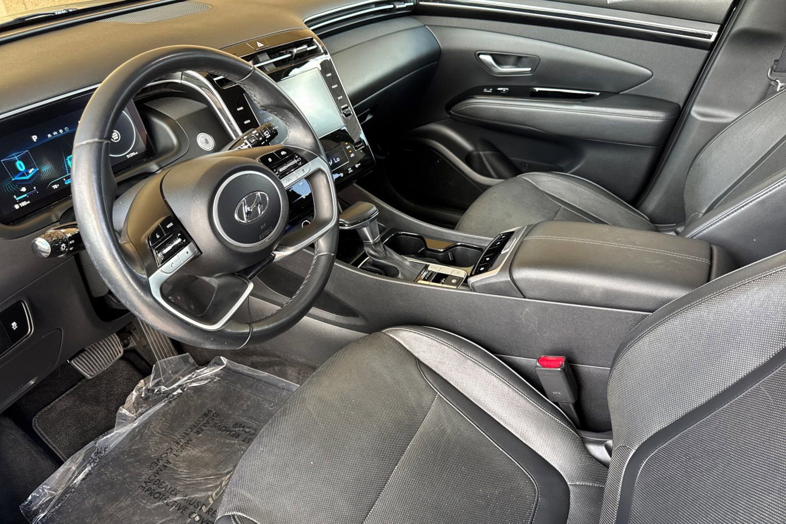 Used 2022 Hyundai Tucson SEL w/ Convenience + Premium Package FWD image 10