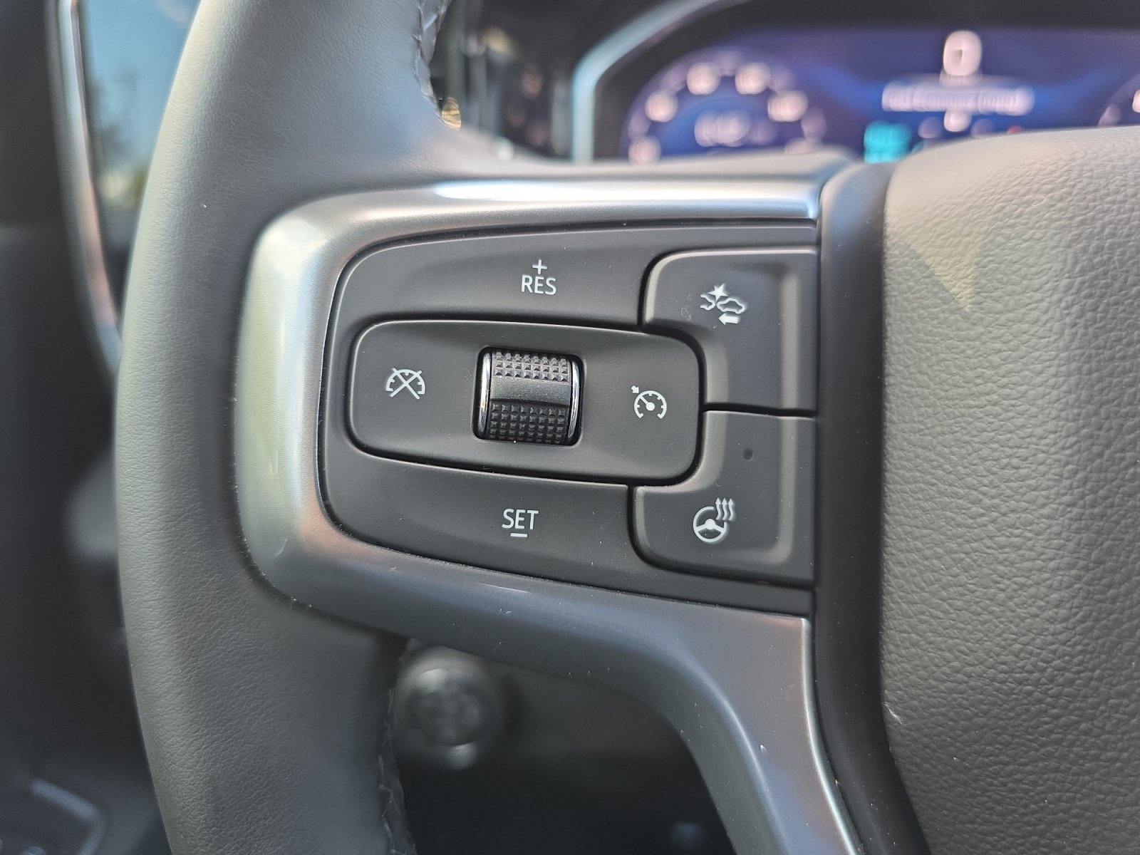 Used 2026 Chevrolet Silverado 3500 LT w/ Safety Package AWD/4WD image 17