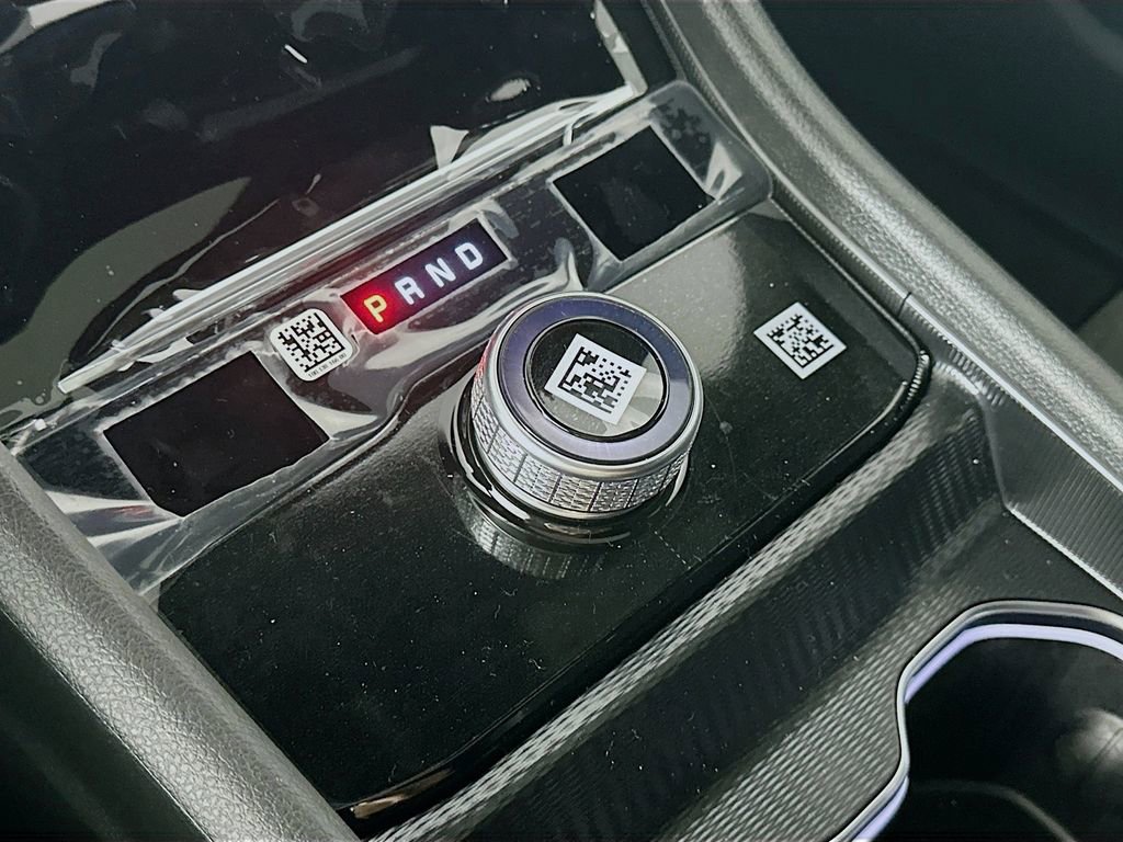 New 2025 Jeep Grand Cherokee L Laredo w/ Luxury Tech Group I image 12