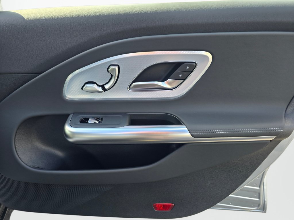 New 2027 Mercedes-Benz CLA 220 image 23