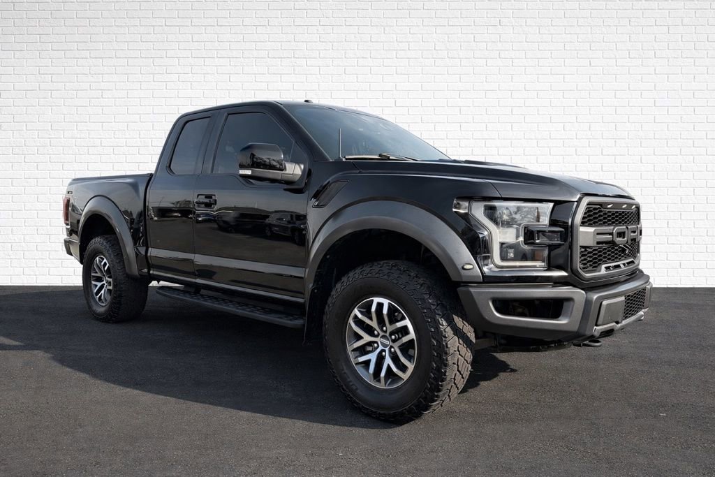 Used 2017 Ford F150 Raptor w/ Equipment Group 802A Luxury image 3