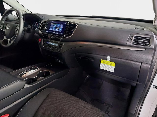 Used 2025 Honda Ridgeline Sport image 27