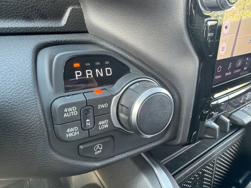 Used 2025 RAM 1500 Big Horn AWD/4WD image 26