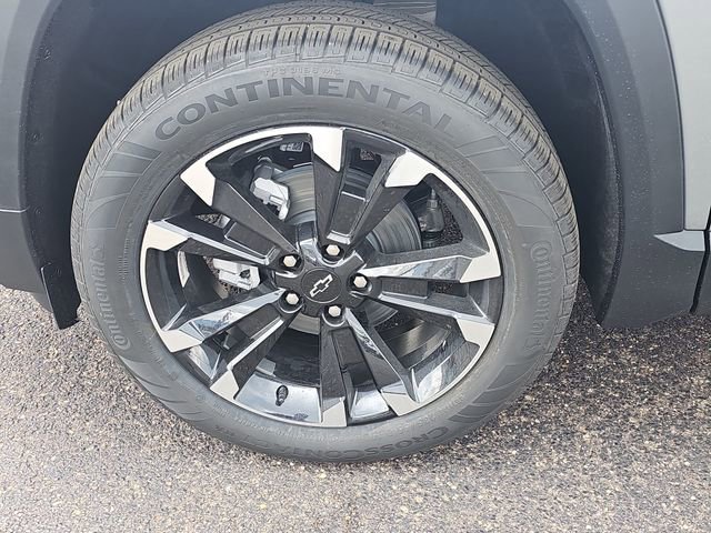 New 2026 Chevrolet Equinox RS w/ Convenience Package III FWD image 32