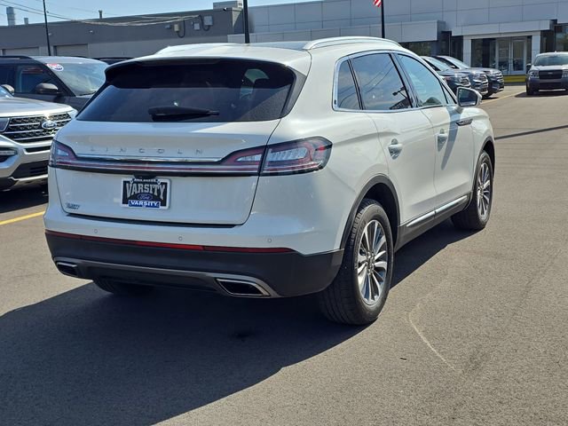 Used 2022 Lincoln Nautilus Reserve FWD image 4