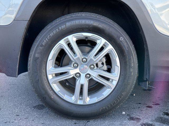 Used 2023 GMC Terrain SLE w/ Driver Convenience Package image 92