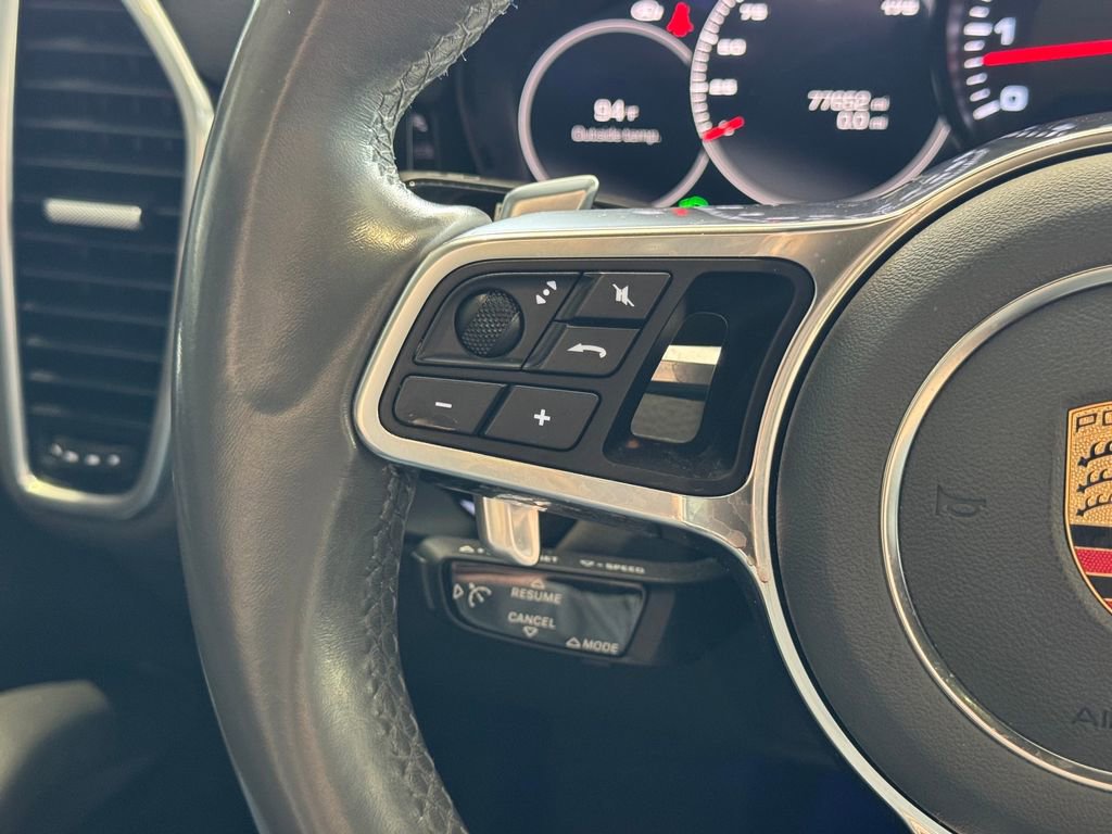 Certified 2019 Porsche Cayenne AWD/4WD image 18