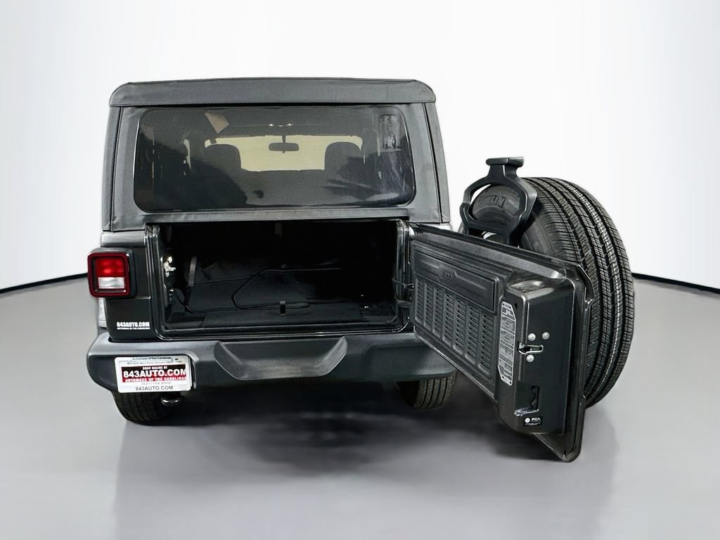 Used 2023 Jeep Wrangler Sport AWD/4WD image 31