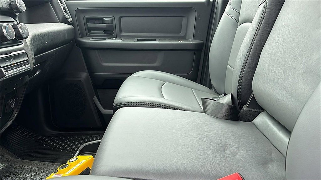 New 2023 RAM 3500 Tradesman w/ Chrome Appearance Group image 22