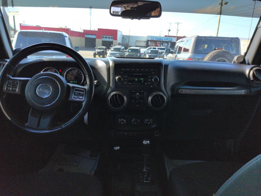 Used 2014 Jeep Wrangler Unlimited Sport w/ Quick Order Package 24S AWD/4WD image 12