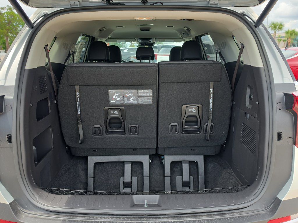 New 2026 Kia Carnival EX FWD image 10