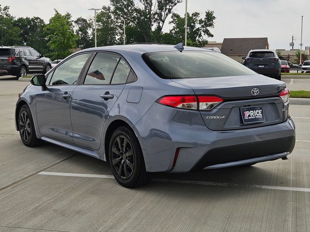 Used 2022 Toyota Corolla LE FWD image 7